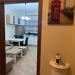 Luxury Near The Sea In The City Center 아파트 Durrës