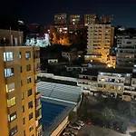 Luxury Near The Sea In The City Center 아파트 *