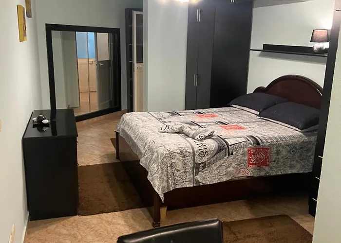 公寓 Luxury Near The Sea In The City Center Durrës